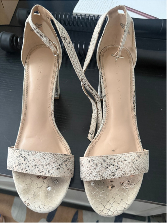 Kelly & Katie Shoes - Women's Kelly & Katie Heels Size 7.5 Beige Black Snake Print